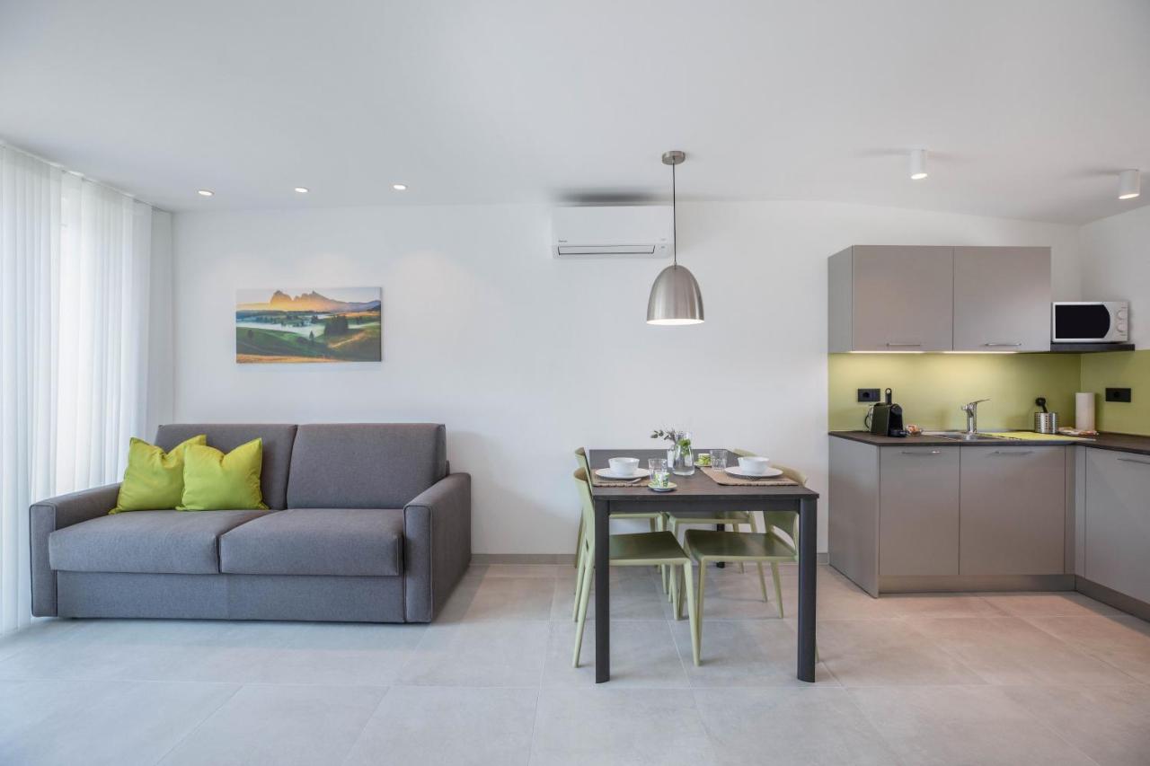 Apartments Curti - Waldgruen Laives Luaran gambar